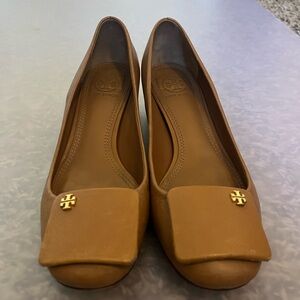 Tory Burch Women's Tan Block Heels
